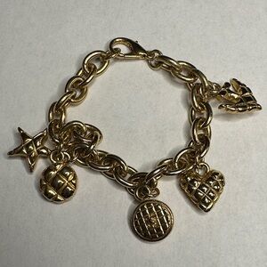 Chic Gold Charm Bracelet